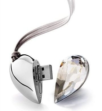 4Gb Apexto UU-50 Сердце стеклянное (UU50-4GB-GLASS-RET)